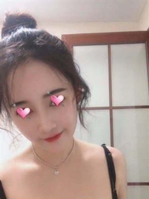 Chinese escort Fiona,Bari tits available now