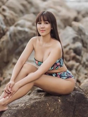 Young sexy naughty Chinese escort Mayleen in Limerick