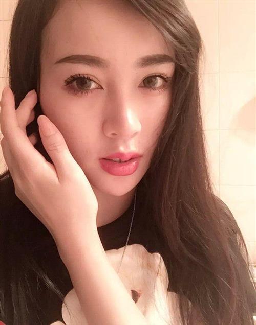 Chinese escort Tenley,Kassel incredibly horny